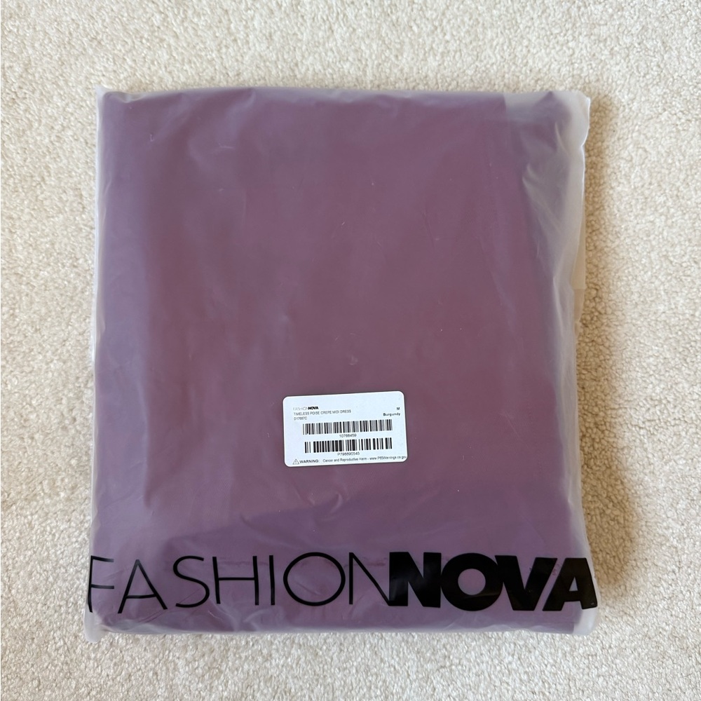 **NEW FASHION NOVA DRESS** - Picture 4 of 4